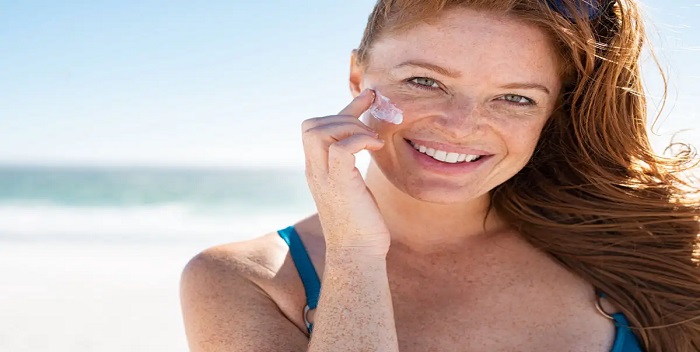 ¿Cómo cuidar tu piel con pecas de los rayos del sol?